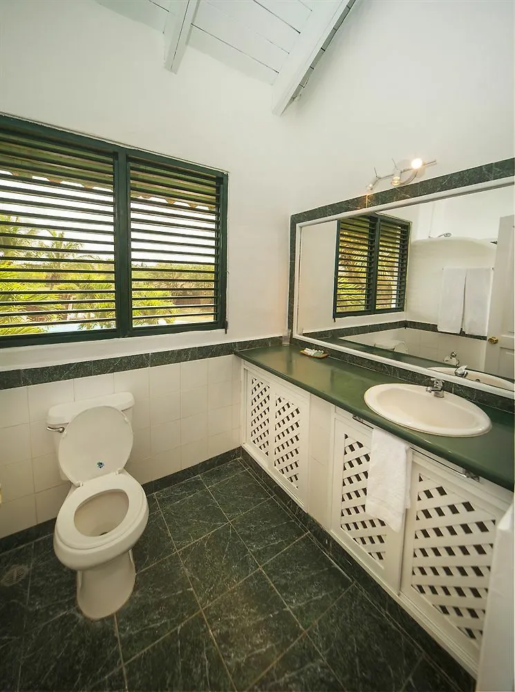 Hotel Caserma La Romana-Bayahibe 3*,